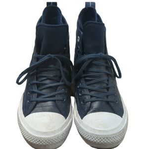 Converse with lunarlon.size 7 wo's 5 Mens.color blue.